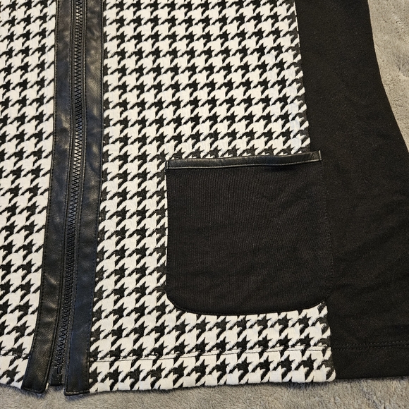 Weekends by Chico's Houndstooth Checkered Zip-Up Jacket Cardigan Size L - Picture 4 of 8